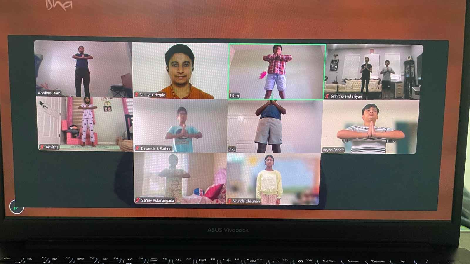 Live Yogakshema session for children — photo 2